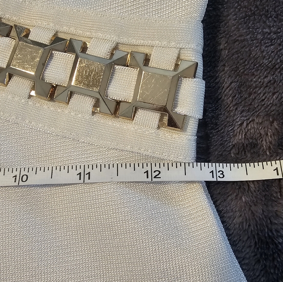 WOW Couture Gold Label VGUC Bandage & Rose Gold Chain Accent Dress Sz Small - Picture 10 of 16